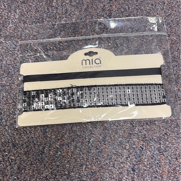 Mia collection necklace - Picture 2 of 2